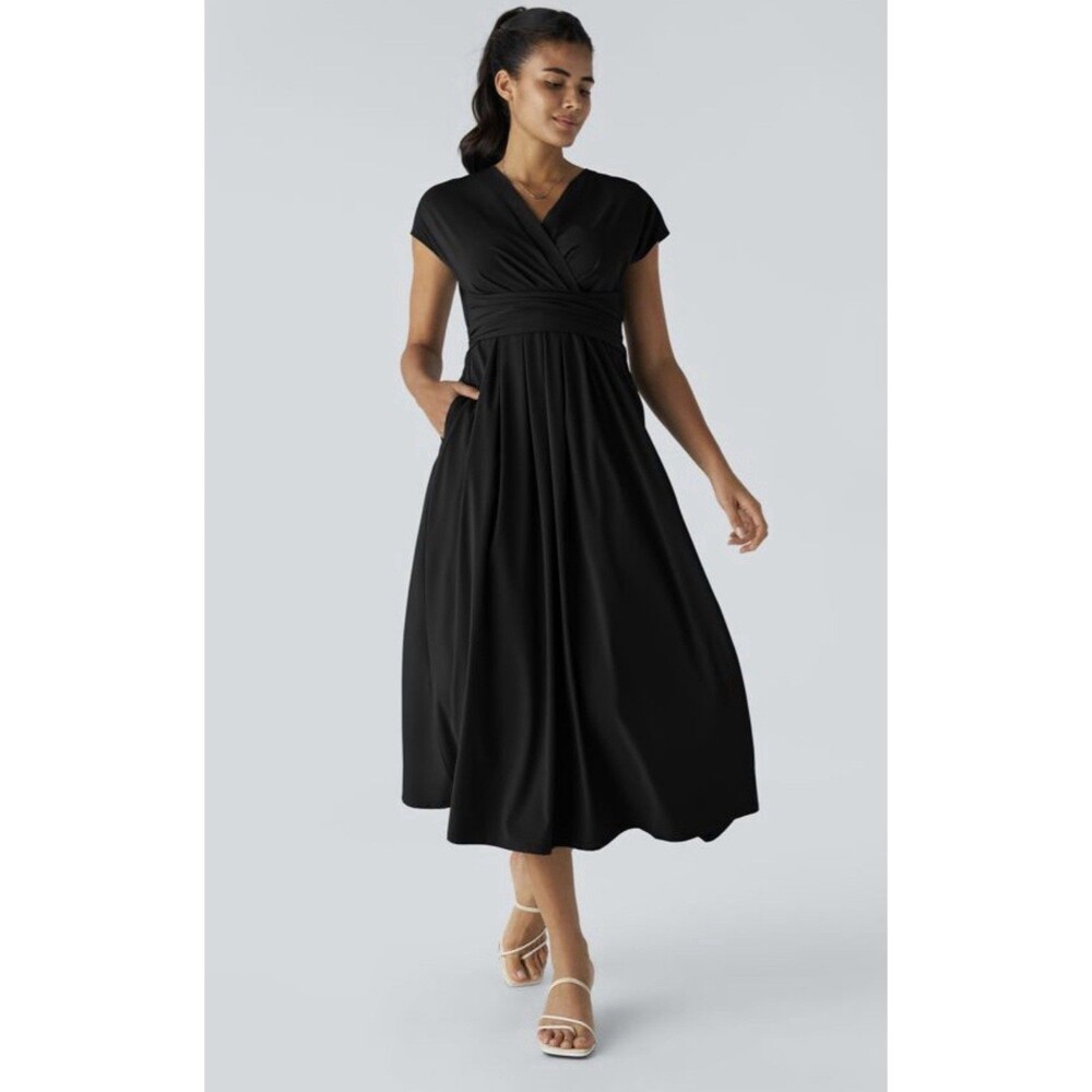 Halara Breezeful™ V-neck midi dress Black Wrap Style XL Travel Athletic Costal